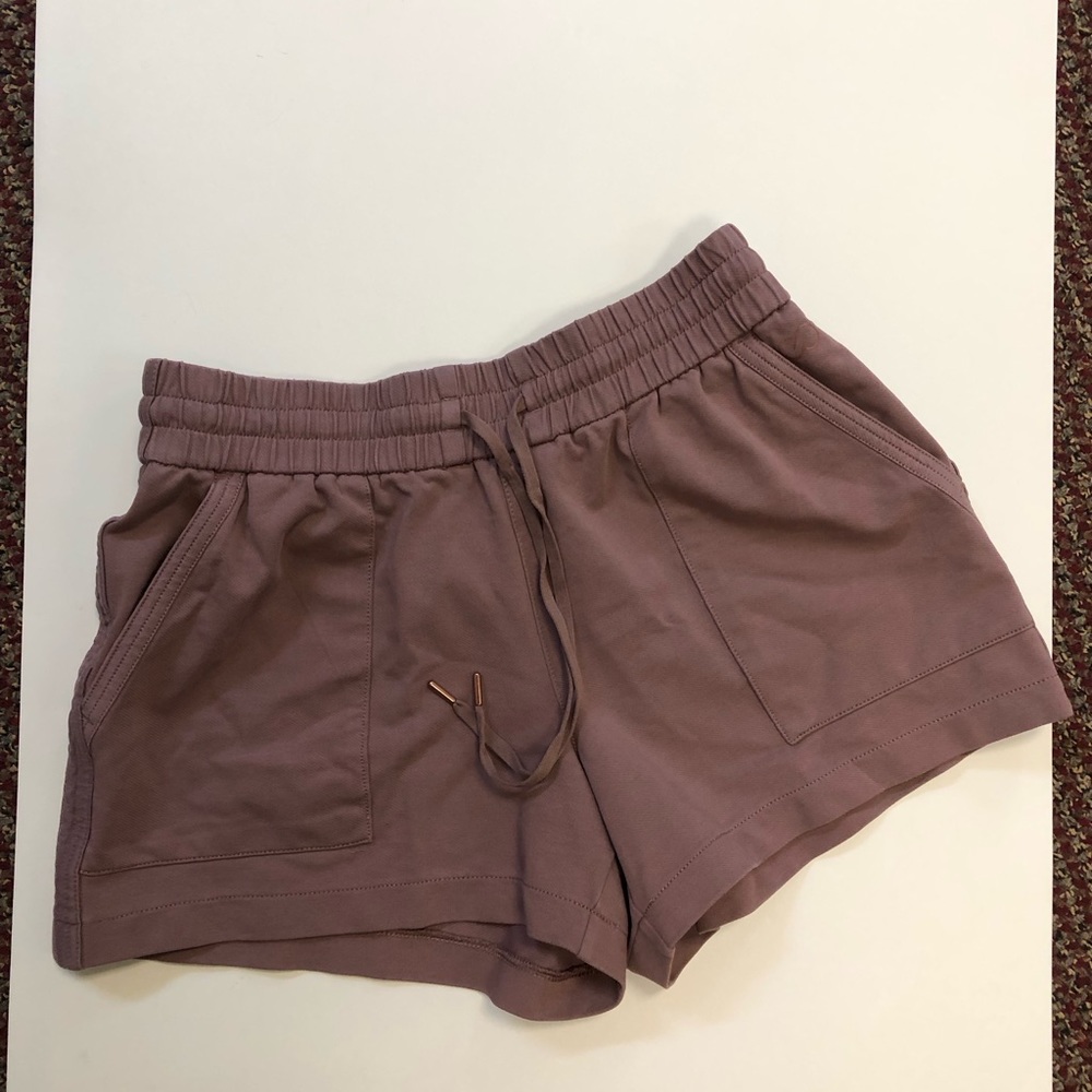 NWT CALIA 3.5” Twillflex Shorts - Picture 8 of 13